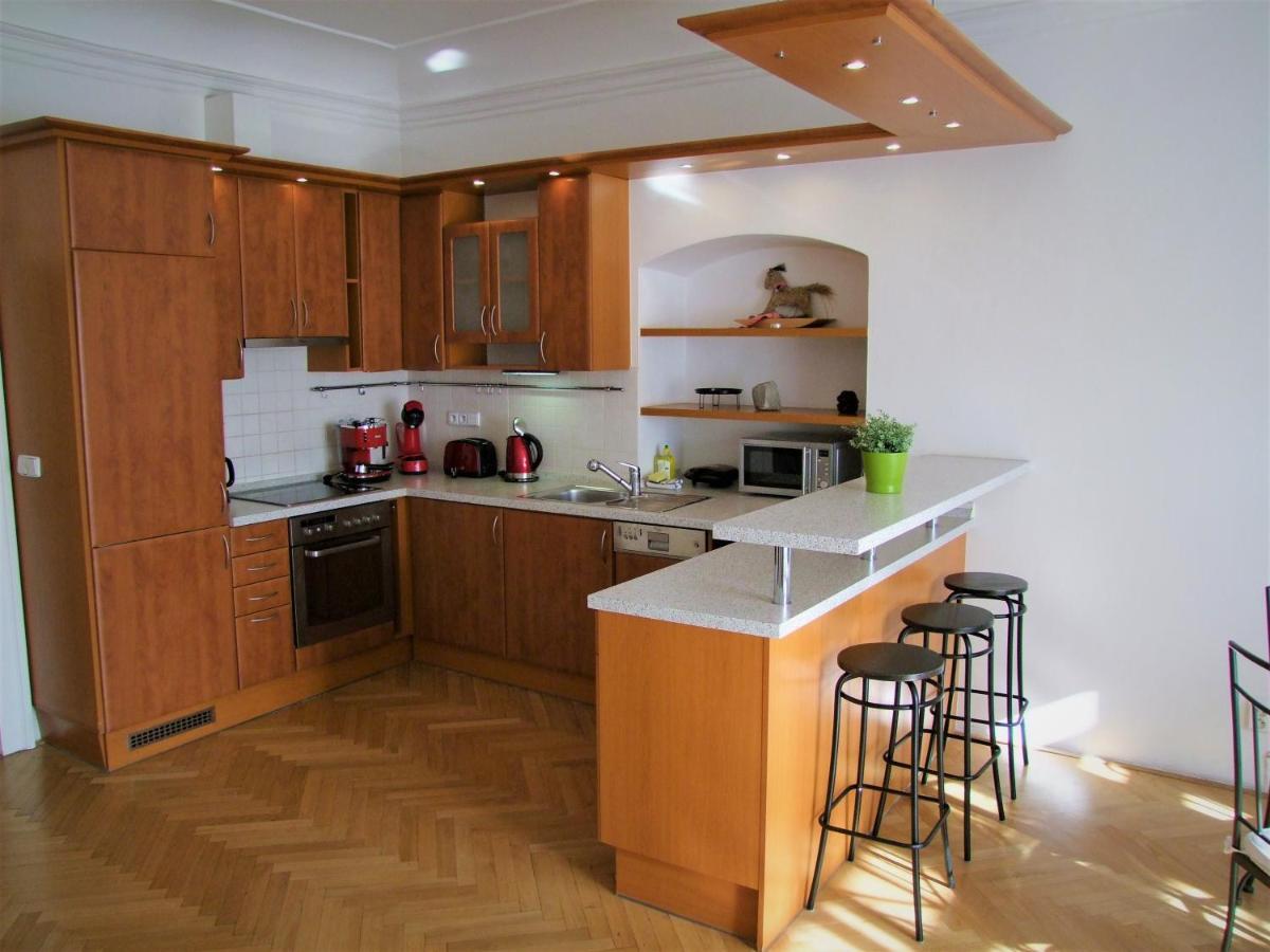 Charles Bridge Suites Praga Exterior foto